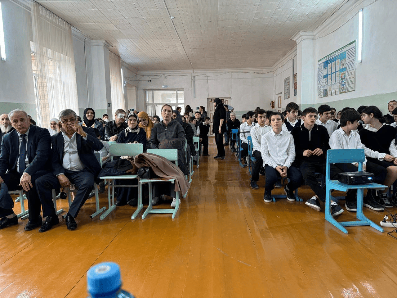 Руководитель профориентационной работы м.к Башларова Ахмад Алишаев, посетил родительские собрания городских школ №: 3, 9, 14, 28, 29, 50, 26, 42, 15,...