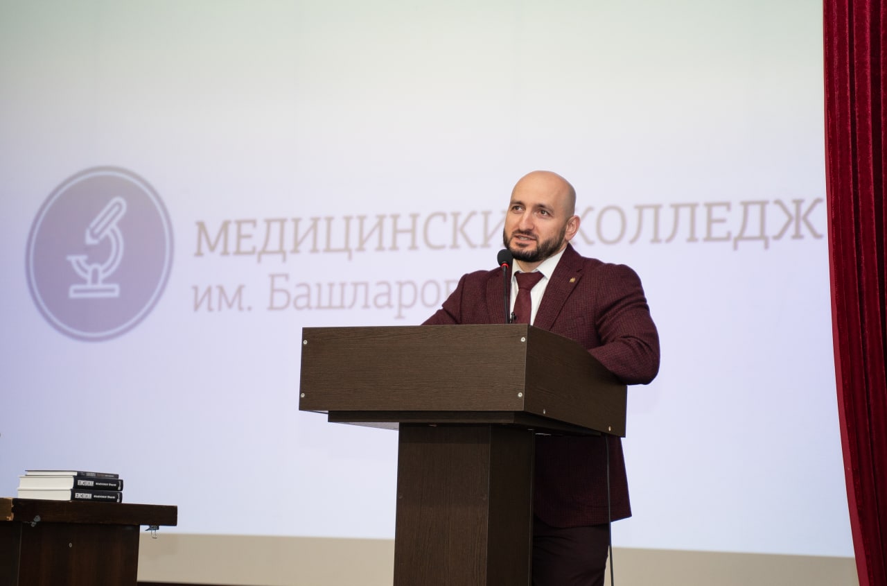 «Семейные ценности» - Мурад Алискеров