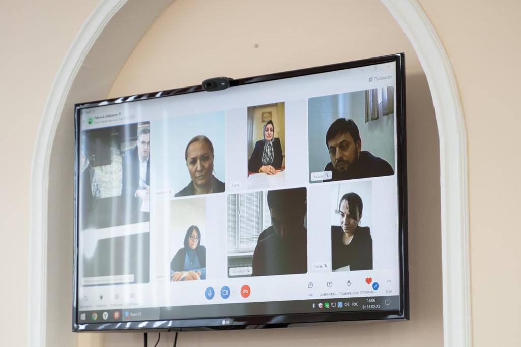 Состоялось еженедельное совещание руководства МК им. Башларова с заведующими филиалов.