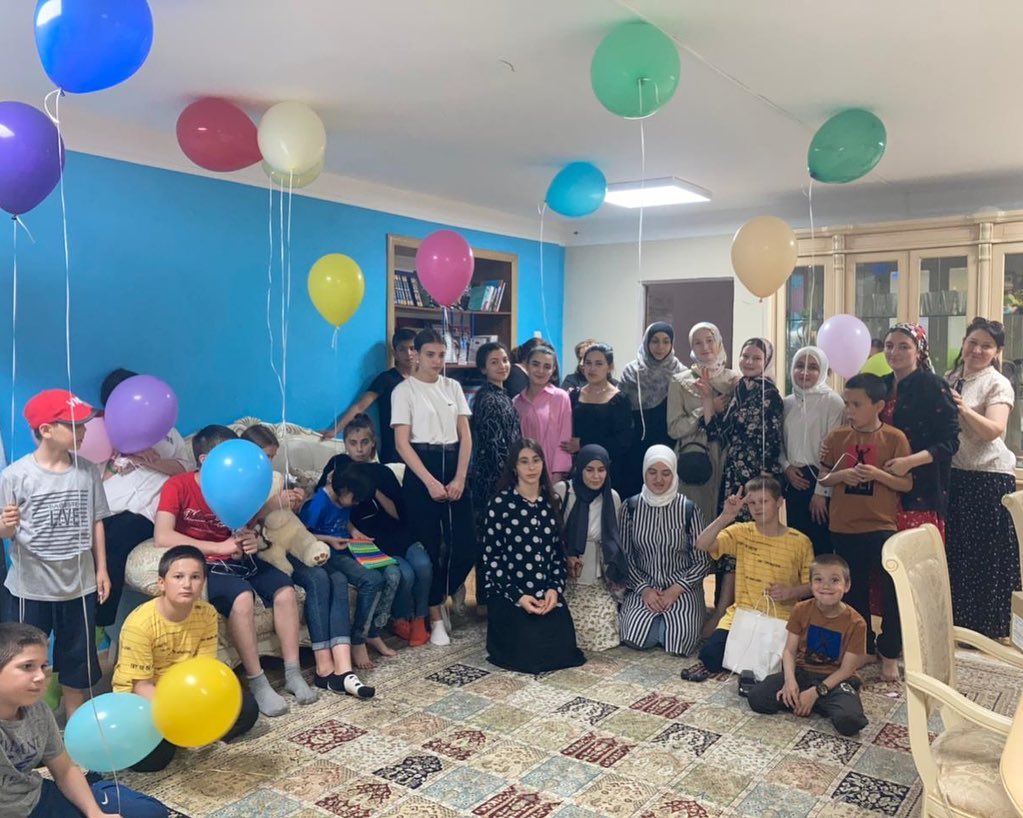 Студенты МК им. Башларова посетили школу-интернат для детей-сирот