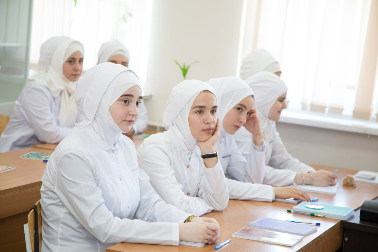 Студенты на лекции