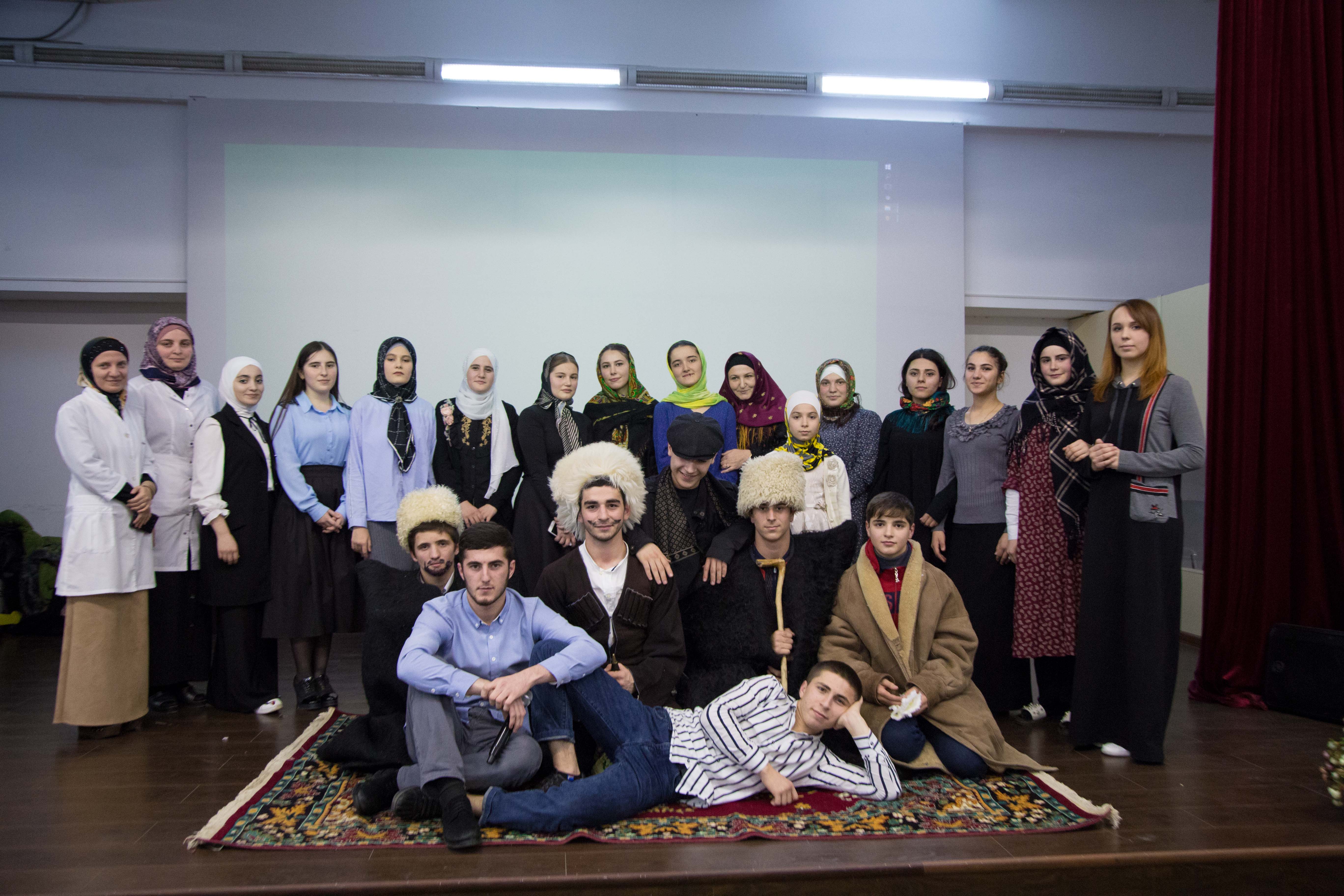 Творческий вечер посвященный к 95 летию знаменитого дагестанского поэта Расула Гамзатова.