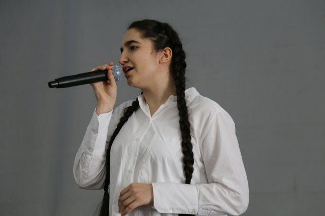 den uchitely bashlarov 11